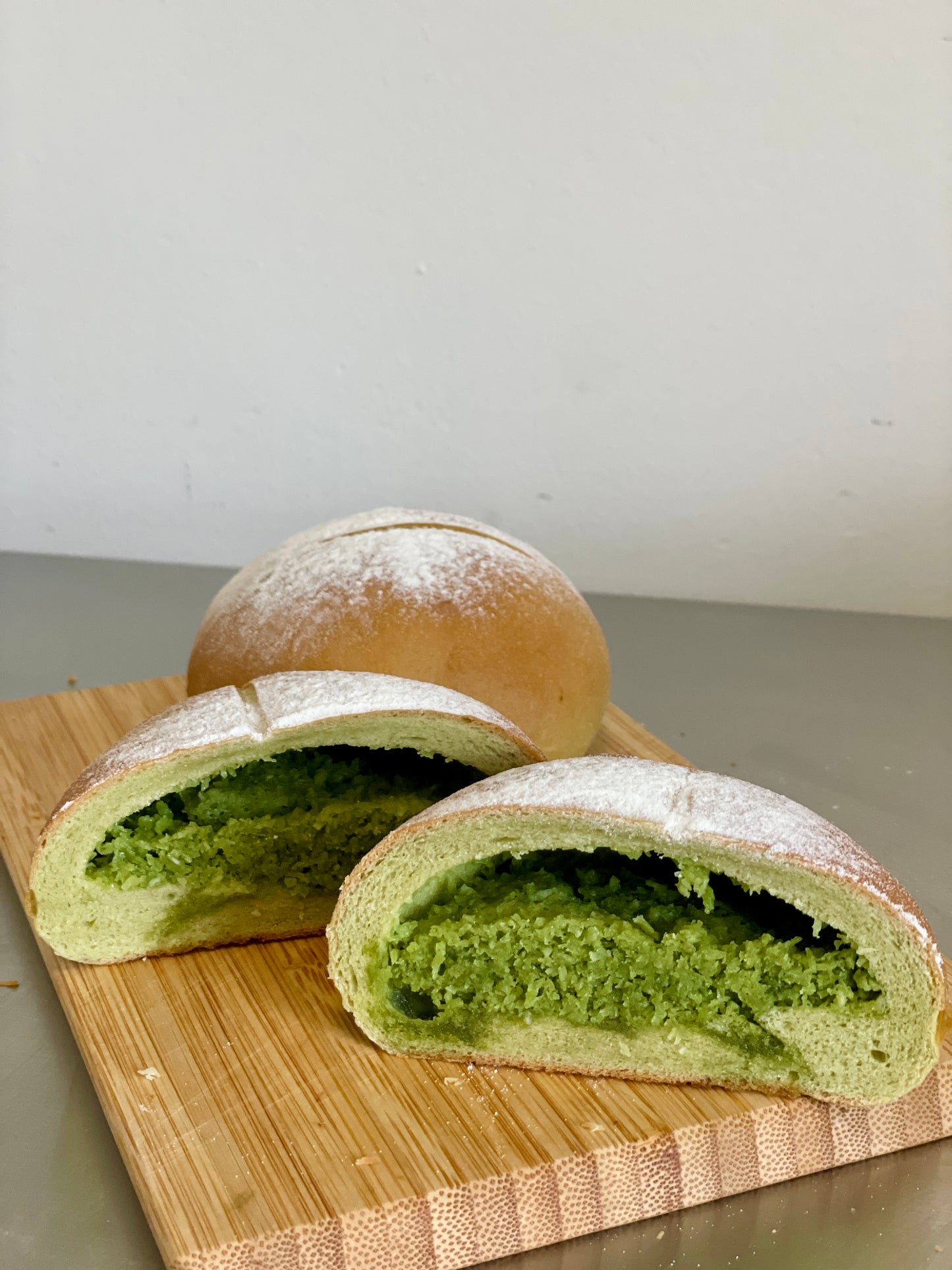 斑斓椰子米面包 Pandan Coconut Rice Bun