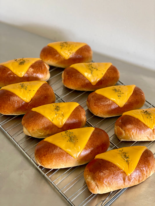 猪肉脯肉松芝士包 Pork Jerky & Floss Cheese Bun