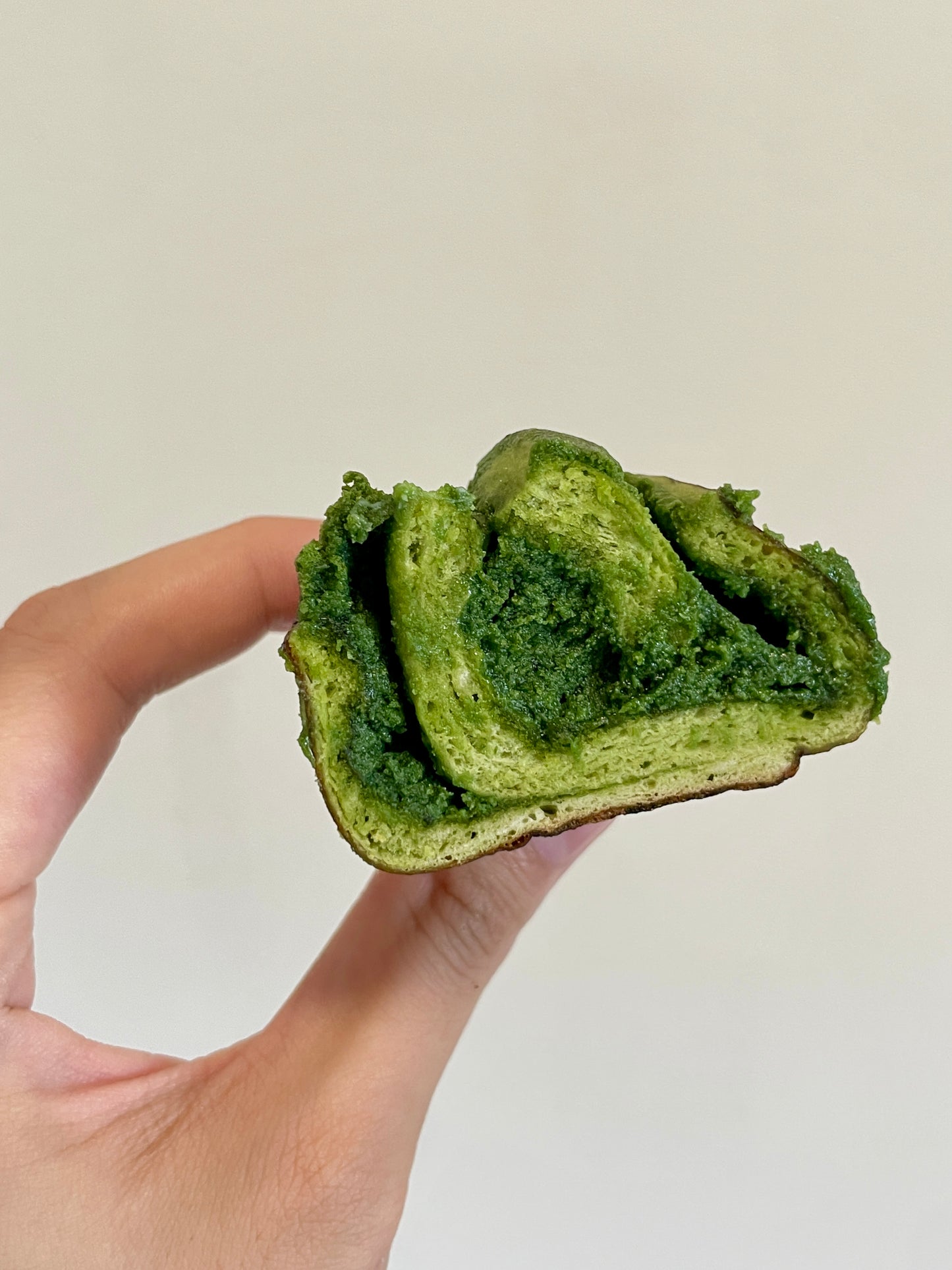 抹茶奶酥碱水 Matcha Butter Cream Pretzel