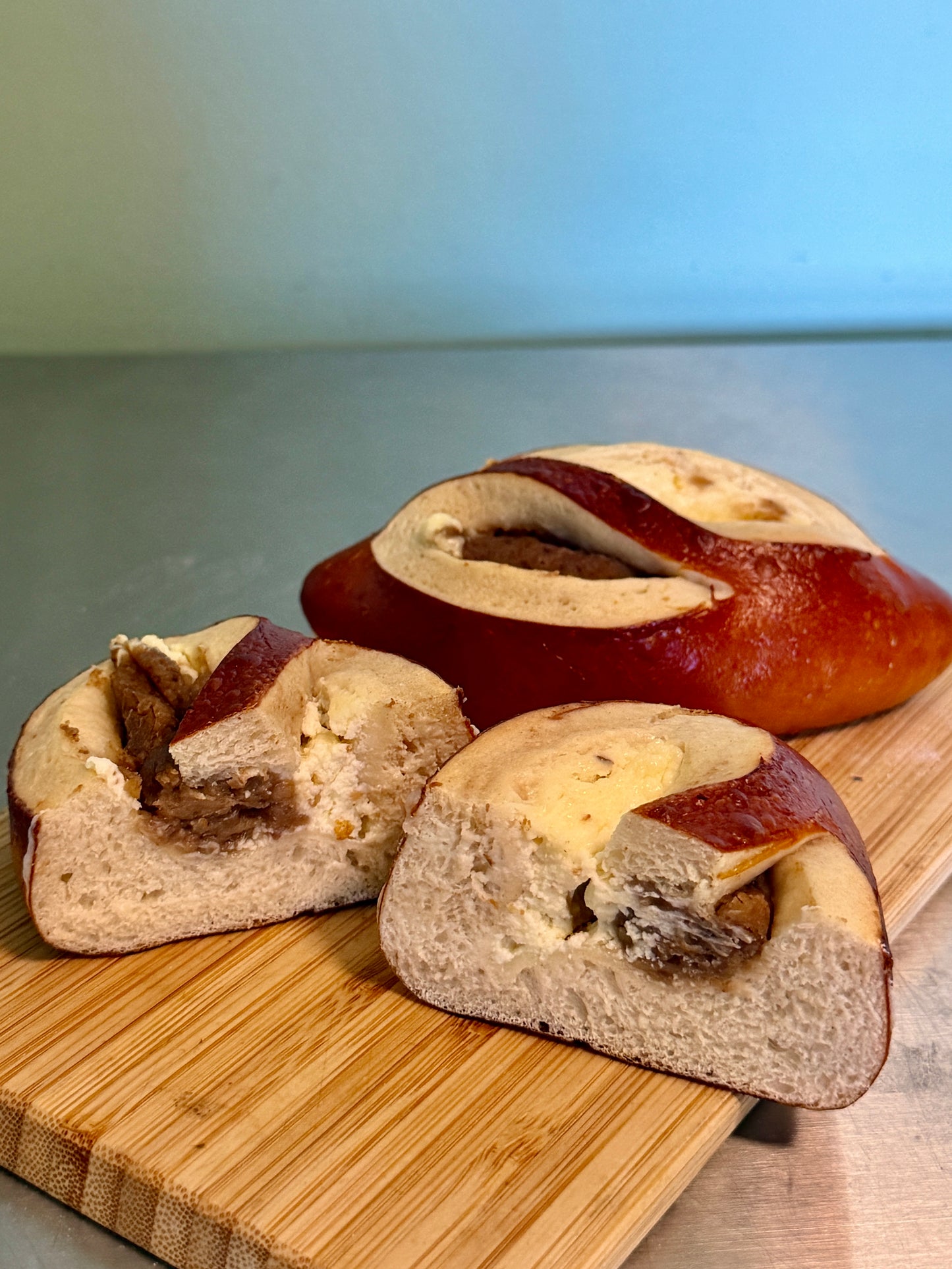 栗子桂花乳酪碱水 Chestnut & Osmanthus Cream Cheese Pretzel
